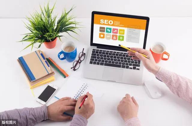 何晟铭说接机人太少